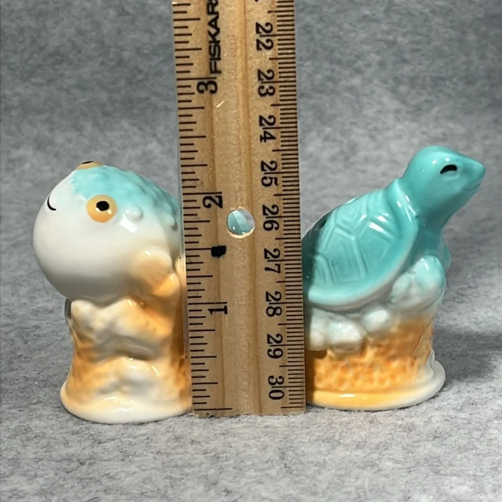 Salt Pepper Shakers‎ Sea Turtle & Puffer Fish Collectible Ceramic